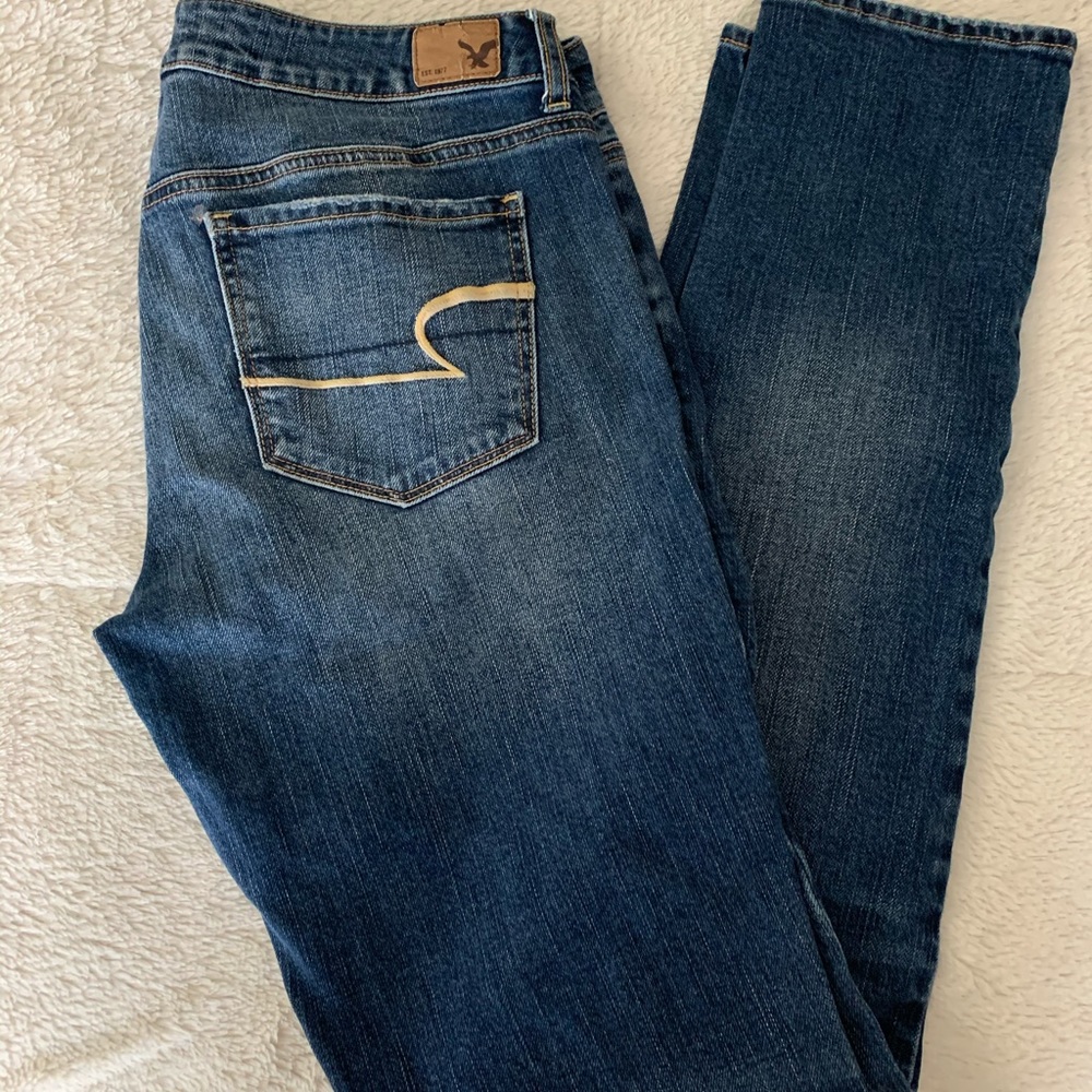 AMERICAN EAGLE SIZE 8 LONG - SKINNY STRECH JEANS